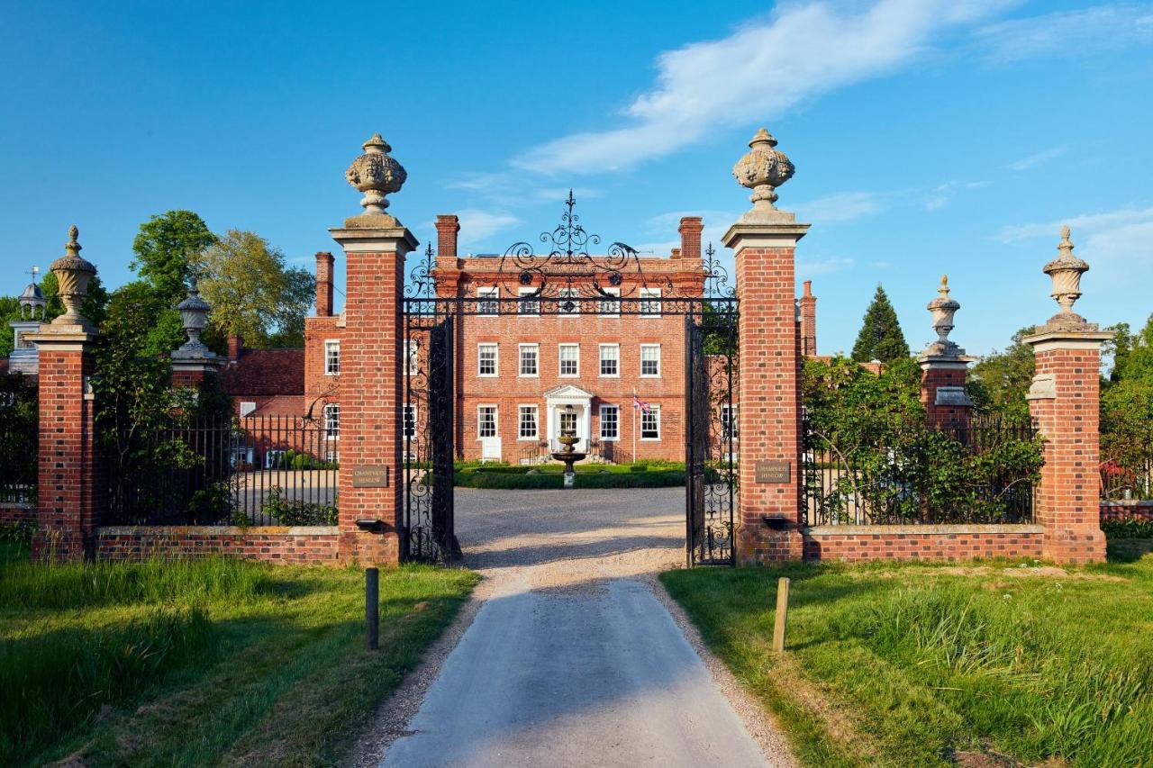Champneys Henlow Экстерьер фото