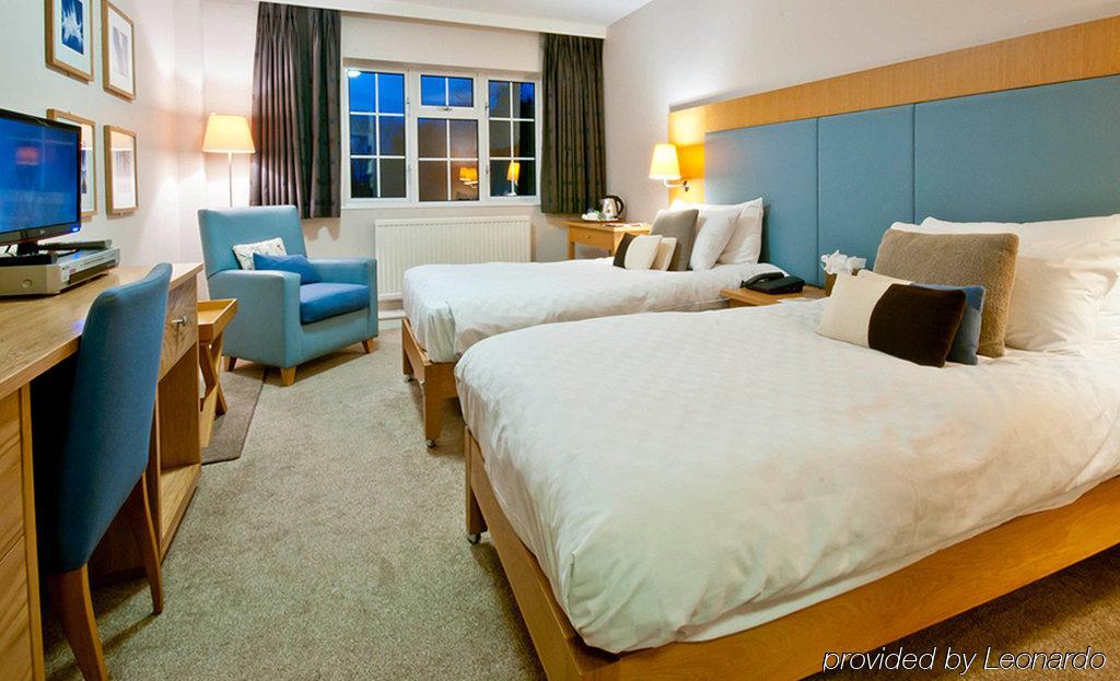 Champneys Henlow Экстерьер фото