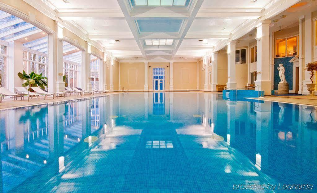 Champneys Henlow Экстерьер фото