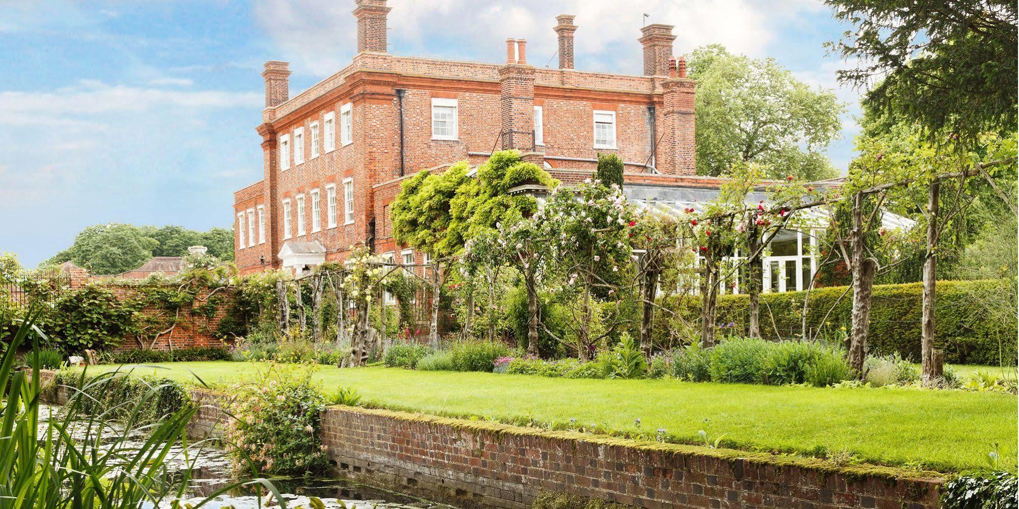 Champneys Henlow Экстерьер фото